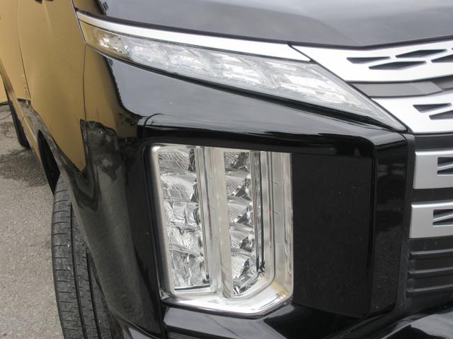 デリカＤ：５ Ｇ　パワーパッケージ　４ＷＤ　両側パワースライドドア　レーダークルーズコントロール　アラウンドビューモニター　純正ナビ　Ｂｌｕｅｔｏｏｔｈ　フルセグＴＶ　アイドリングストップ　衝突軽減ブレーキ　パワーバックドア　ＥＴＣ（13枚目）