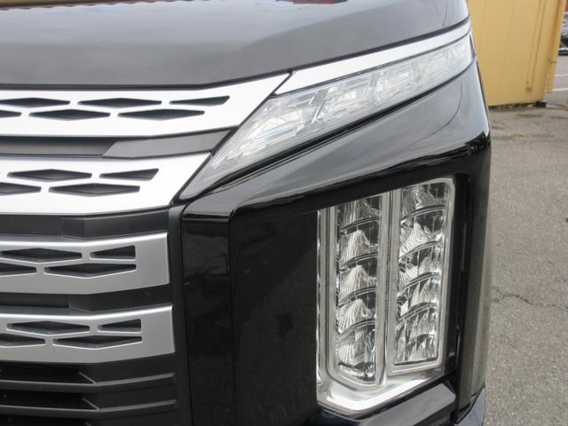 デリカＤ：５ Ｇ　パワーパッケージ　４ＷＤ　両側パワースライドドア　レーダークルーズコントロール　アラウンドビューモニター　純正ナビ　Ｂｌｕｅｔｏｏｔｈ　フルセグＴＶ　アイドリングストップ　衝突軽減ブレーキ　パワーバックドア　ＥＴＣ（14枚目）