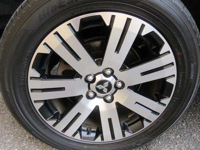 デリカＤ：５ Ｇ　パワーパッケージ　４ＷＤ　両側パワースライドドア　レーダークルーズコントロール　アラウンドビューモニター　純正ナビ　Ｂｌｕｅｔｏｏｔｈ　フルセグＴＶ　アイドリングストップ　衝突軽減ブレーキ　パワーバックドア　ＥＴＣ（17枚目）