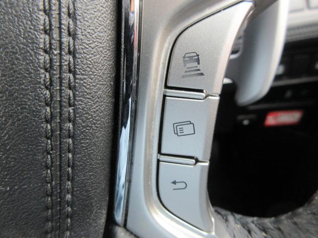 デリカＤ：５ Ｇ　パワーパッケージ　４ＷＤ　両側パワースライドドア　レーダークルーズコントロール　アラウンドビューモニター　純正ナビ　Ｂｌｕｅｔｏｏｔｈ　フルセグＴＶ　アイドリングストップ　衝突軽減ブレーキ　パワーバックドア　ＥＴＣ（25枚目）