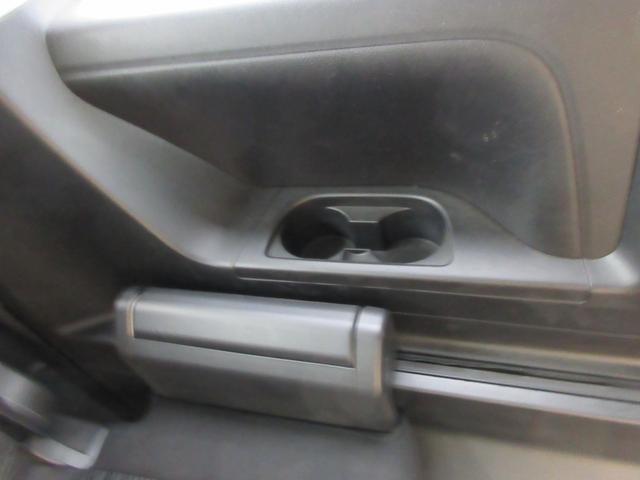 デリカＤ：５ Ｇ　パワーパッケージ　４ＷＤ　両側パワースライドドア　レーダークルーズコントロール　アラウンドビューモニター　純正ナビ　Ｂｌｕｅｔｏｏｔｈ　フルセグＴＶ　アイドリングストップ　衝突軽減ブレーキ　パワーバックドア　ＥＴＣ（58枚目）