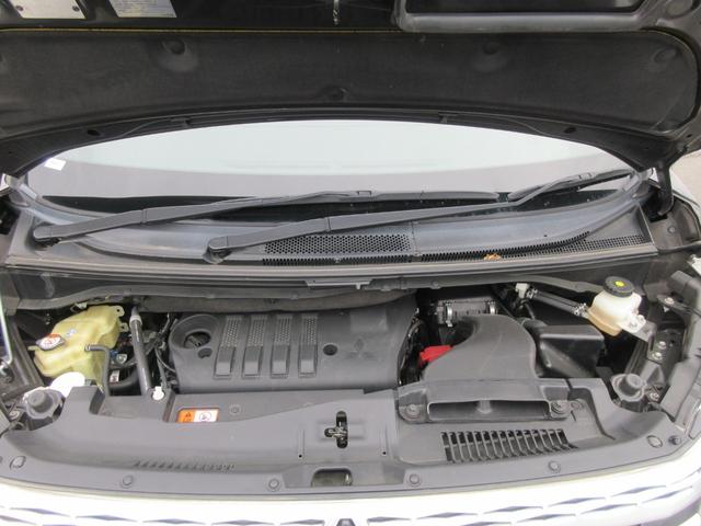 デリカＤ：５ Ｇ　パワーパッケージ　４ＷＤ　両側パワースライドドア　レーダークルーズコントロール　アラウンドビューモニター　純正ナビ　Ｂｌｕｅｔｏｏｔｈ　フルセグＴＶ　アイドリングストップ　衝突軽減ブレーキ　パワーバックドア　ＥＴＣ（76枚目）