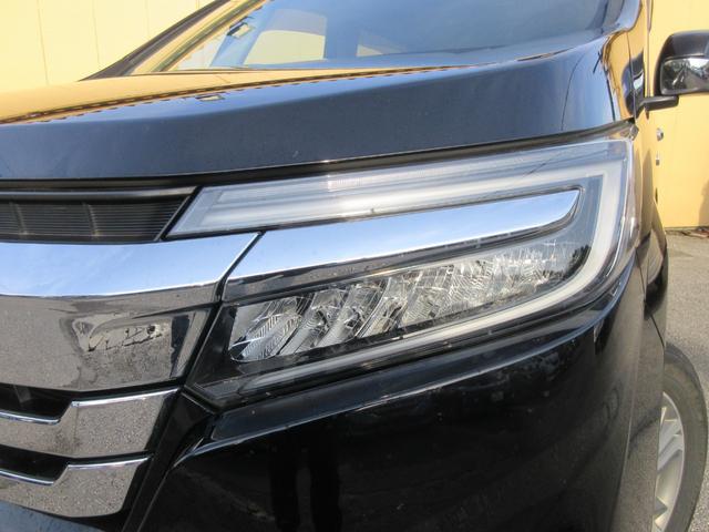 ステップワゴンスパーダ スパーダハイブリッド　Ｇ　ホンダセンシング　後席フリップダウンモニター　両側パワースライドドア　レーダークルーズコントロール　ホンダセンシング　純正ナビ　Ｂｌｕｅｔｏｏｔｈ　フルセグＴＶ　オートライト　ＬＥＤヘッドライト　ビルトインＥＴＣ（14枚目）