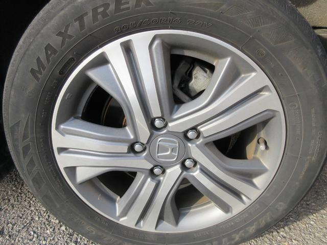 ステップワゴンスパーダ スパーダハイブリッド　Ｇ　ホンダセンシング　後席フリップダウンモニター　両側パワースライドドア　レーダークルーズコントロール　ホンダセンシング　純正ナビ　Ｂｌｕｅｔｏｏｔｈ　フルセグＴＶ　オートライト　ＬＥＤヘッドライト　ビルトインＥＴＣ（16枚目）