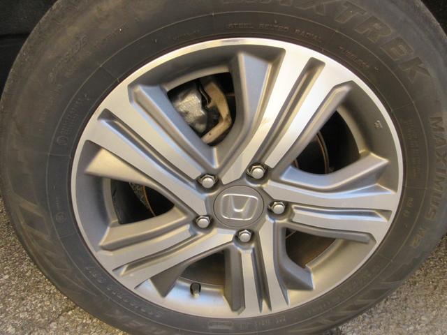 ステップワゴンスパーダ スパーダハイブリッド　Ｇ　ホンダセンシング　後席フリップダウンモニター　両側パワースライドドア　レーダークルーズコントロール　ホンダセンシング　純正ナビ　Ｂｌｕｅｔｏｏｔｈ　フルセグＴＶ　オートライト　ＬＥＤヘッドライト　ビルトインＥＴＣ（17枚目）