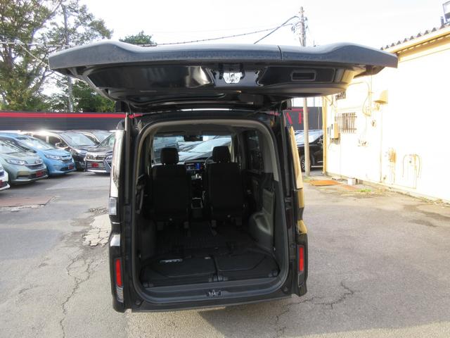 ステップワゴンスパーダ スパーダハイブリッド　Ｇ　ホンダセンシング　後席フリップダウンモニター　両側パワースライドドア　レーダークルーズコントロール　ホンダセンシング　純正ナビ　Ｂｌｕｅｔｏｏｔｈ　フルセグＴＶ　オートライト　ＬＥＤヘッドライト　ビルトインＥＴＣ（74枚目）