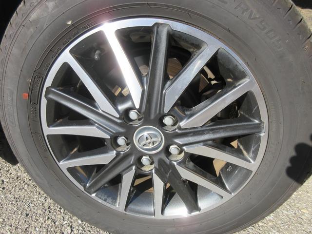 ヴォクシー ＺＳ　煌ＩＩ　両側パワースライドドア　バックカメラ　アルパインＳＤナビ　Ｂｌｕｅｔｏｏｔｈ　フルセグＴＶ　トヨタセーフティーセンス　アイドリングストップ　ドライブレコーダー　ＬＥＤヘッドライト　オートライト　ＥＴＣ（16枚目）