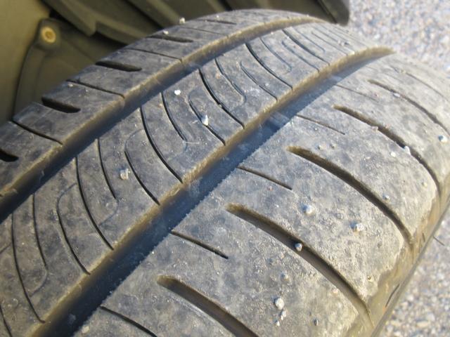 ヴォクシー ＺＳ　煌ＩＩ　両側パワースライドドア　バックカメラ　アルパインＳＤナビ　Ｂｌｕｅｔｏｏｔｈ　フルセグＴＶ　トヨタセーフティーセンス　アイドリングストップ　ドライブレコーダー　ＬＥＤヘッドライト　オートライト　ＥＴＣ（19枚目）