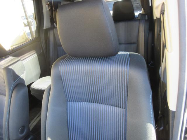 ヴォクシー ＺＳ　煌ＩＩ　両側パワースライドドア　バックカメラ　アルパインＳＤナビ　Ｂｌｕｅｔｏｏｔｈ　フルセグＴＶ　トヨタセーフティーセンス　アイドリングストップ　ドライブレコーダー　ＬＥＤヘッドライト　オートライト　ＥＴＣ（37枚目）