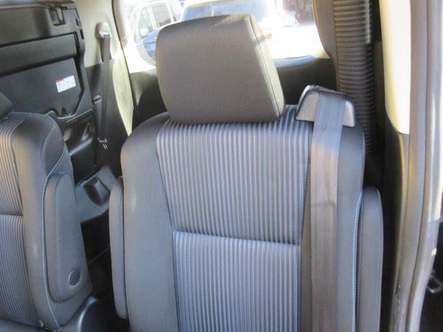 ヴォクシー ＺＳ　煌ＩＩ　両側パワースライドドア　バックカメラ　アルパインＳＤナビ　Ｂｌｕｅｔｏｏｔｈ　フルセグＴＶ　トヨタセーフティーセンス　アイドリングストップ　ドライブレコーダー　ＬＥＤヘッドライト　オートライト　ＥＴＣ（45枚目）