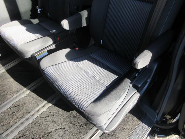 ヴォクシー ＺＳ　煌ＩＩ　両側パワースライドドア　バックカメラ　アルパインＳＤナビ　Ｂｌｕｅｔｏｏｔｈ　フルセグＴＶ　トヨタセーフティーセンス　アイドリングストップ　ドライブレコーダー　ＬＥＤヘッドライト　オートライト　ＥＴＣ（47枚目）