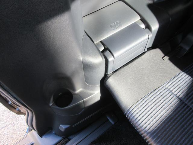 ヴォクシー ＺＳ　煌ＩＩ　両側パワースライドドア　バックカメラ　アルパインＳＤナビ　Ｂｌｕｅｔｏｏｔｈ　フルセグＴＶ　トヨタセーフティーセンス　アイドリングストップ　ドライブレコーダー　ＬＥＤヘッドライト　オートライト　ＥＴＣ（51枚目）