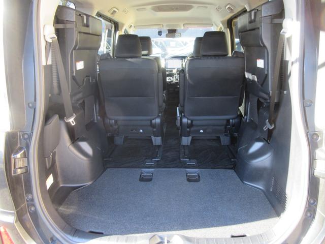 ヴォクシー ＺＳ　煌ＩＩ　両側パワースライドドア　バックカメラ　アルパインＳＤナビ　Ｂｌｕｅｔｏｏｔｈ　フルセグＴＶ　トヨタセーフティーセンス　アイドリングストップ　ドライブレコーダー　ＬＥＤヘッドライト　オートライト　ＥＴＣ（58枚目）