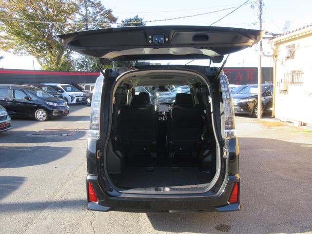 ヴォクシー ＺＳ　煌ＩＩ　両側パワースライドドア　バックカメラ　アルパインＳＤナビ　Ｂｌｕｅｔｏｏｔｈ　フルセグＴＶ　トヨタセーフティーセンス　アイドリングストップ　ドライブレコーダー　ＬＥＤヘッドライト　オートライト　ＥＴＣ（67枚目）