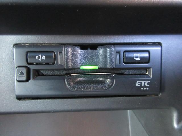 ソリオ ハイブリッドＭＺ　クリアランスソナー　両側パワースライドドア　レーダークルーズコントロール　純正ナビ　Ｂｌｕｅｔｏｏｔｈ　フルセグＴＶ　衝突軽減ブレーキ　アラウンドビューモニター　ＬＥＤヘッドライト　オートライト（11枚目）