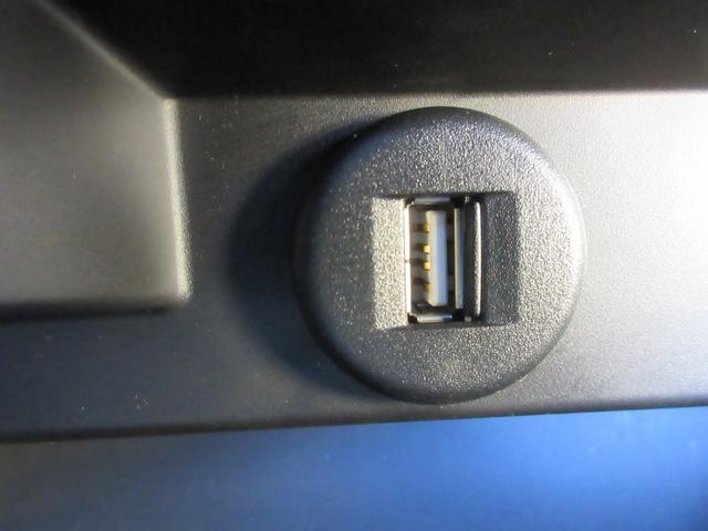 ソリオ ハイブリッドＭＺ　クリアランスソナー　両側パワースライドドア　レーダークルーズコントロール　純正ナビ　Ｂｌｕｅｔｏｏｔｈ　フルセグＴＶ　衝突軽減ブレーキ　アラウンドビューモニター　ＬＥＤヘッドライト　オートライト（31枚目）