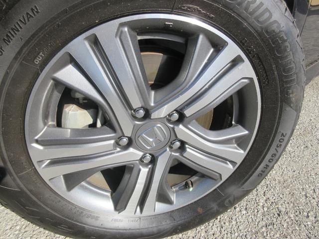 ★販売は勿論の事・買取・板金・車検・日常のメンテナンスから修理や保険、例えば事故を起こした後の対応等まで幅広くご相談に応じます！お気軽にスタッフまで★