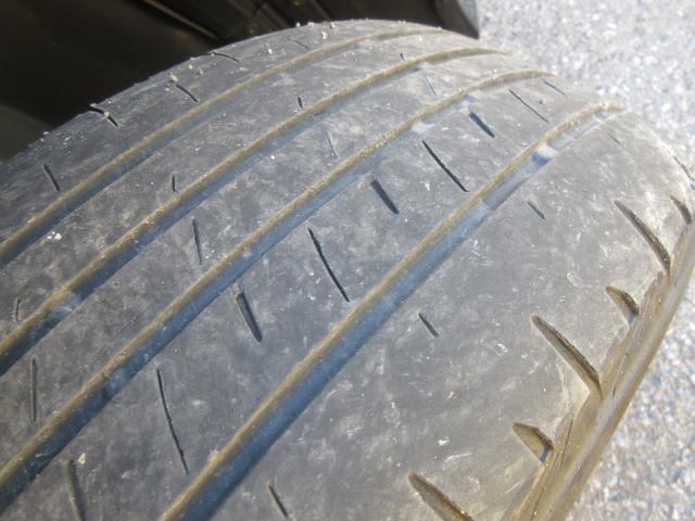 全国お近くのディーラーにて保証対応可能です。遠方のお客様も安心♪　しかも他社とは違う継続型ですので長く保証に守られながらお乗り頂けます。