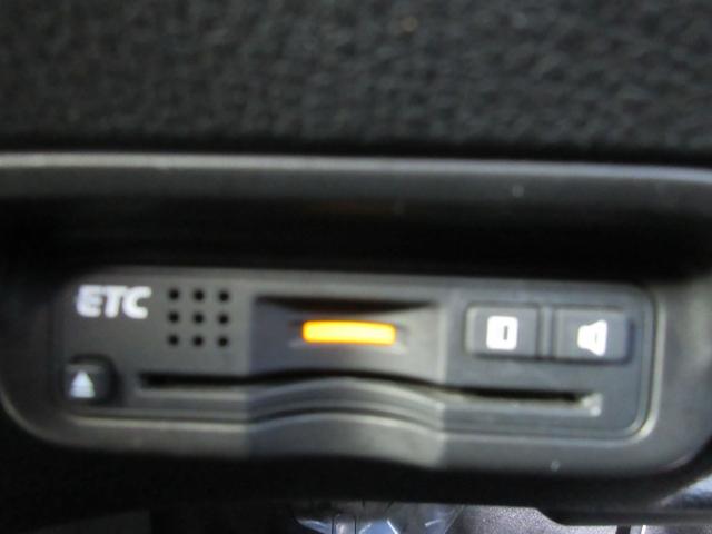 展示場には１６０台近くの展示車がございます！なかにはネットには掲載されてない、掲載前などのお買い得車なども多数ございます。まずはお店にご来店頂きましてお店やスタッフなどの雰囲気もご覧ください！