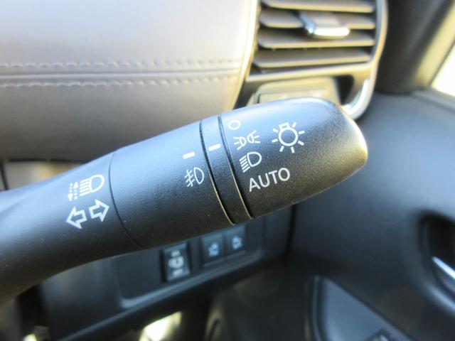 セレナ ｅ－パワー　ハイウェイスターＶ　後席フリップダウンモニター　アラウンドビューモニター　レーダークルーズコントロール　純正ナビ　Ｂｌｕｅｔｏｏｔｈ　両側パワースライドドア　シートヒーター　クリアランスソナー　エマージェンシーブレーキ（25枚目）