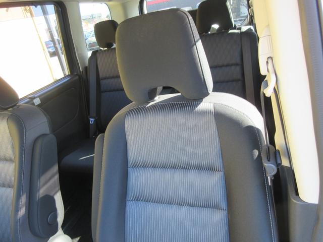 セレナ ｅ－パワー　ハイウェイスターＶ　後席フリップダウンモニター　アラウンドビューモニター　レーダークルーズコントロール　純正ナビ　Ｂｌｕｅｔｏｏｔｈ　両側パワースライドドア　シートヒーター　クリアランスソナー　エマージェンシーブレーキ（39枚目）