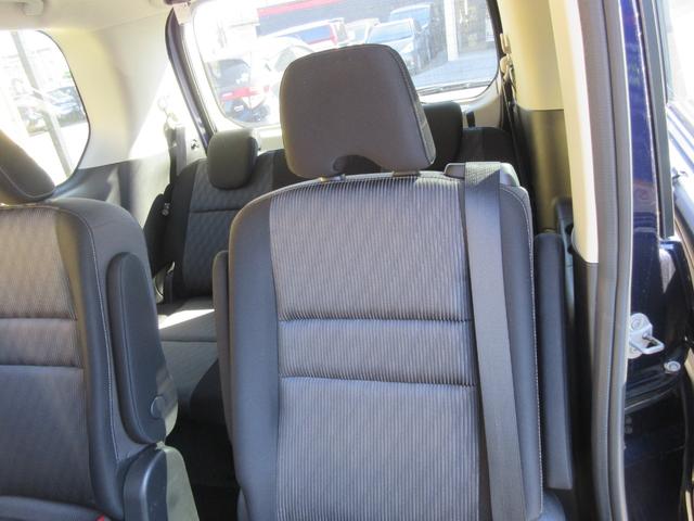 セレナ ｅ－パワー　ハイウェイスターＶ　後席フリップダウンモニター　アラウンドビューモニター　レーダークルーズコントロール　純正ナビ　Ｂｌｕｅｔｏｏｔｈ　両側パワースライドドア　シートヒーター　クリアランスソナー　エマージェンシーブレーキ（48枚目）