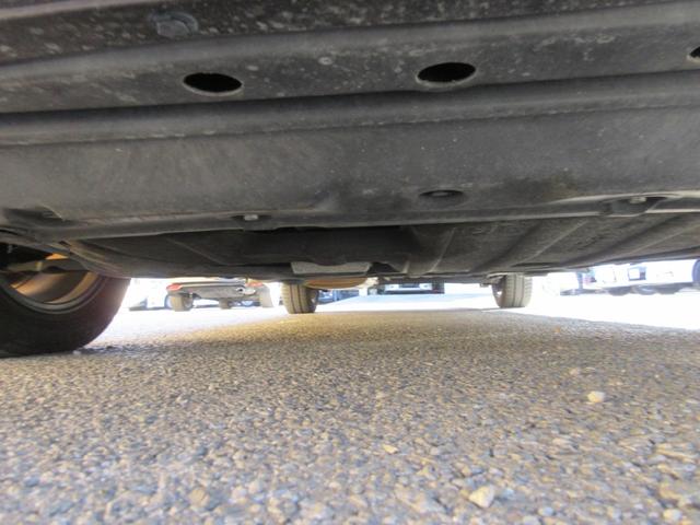 セレナ ｅ－パワー　ハイウェイスターＶ　後席フリップダウンモニター　アラウンドビューモニター　レーダークルーズコントロール　純正ナビ　Ｂｌｕｅｔｏｏｔｈ　両側パワースライドドア　シートヒーター　クリアランスソナー　エマージェンシーブレーキ（79枚目）