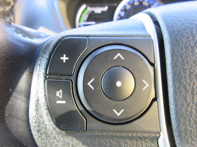 ノア ハイブリッドＳｉ　ダブルバイビー　クリアランスソナー　両側パワースライドドア　トヨタセーフティーセンス　クルーズコントロール　バックカメラ　純正ナビ　Ｂｌｕｅｔｏｏｔｈ　フルセグＴＶ　ハーフレザーシート　オートハイビーム　オートライト（10枚目）