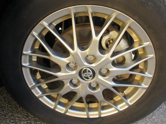 ノア ハイブリッドＳｉ　ダブルバイビー　クリアランスソナー　両側パワースライドドア　トヨタセーフティーセンス　クルーズコントロール　バックカメラ　純正ナビ　Ｂｌｕｅｔｏｏｔｈ　フルセグＴＶ　ハーフレザーシート　オートハイビーム　オートライト（18枚目）