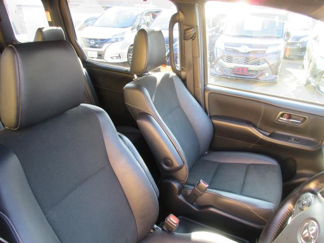 ノア ハイブリッドＳｉ　ダブルバイビー　クリアランスソナー　両側パワースライドドア　トヨタセーフティーセンス　クルーズコントロール　バックカメラ　純正ナビ　Ｂｌｕｅｔｏｏｔｈ　フルセグＴＶ　ハーフレザーシート　オートハイビーム　オートライト（34枚目）