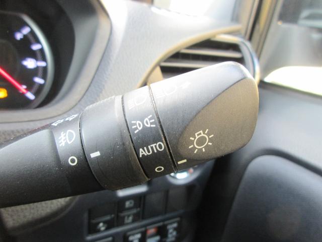 ヴォクシー ＺＳ　煌ＩＩ　後席フリップダウンモニター　両側パワースライドドア　クリアランスソナー　バックカメラ　純正ナビ　Ｂｌｕｅｔｏｏｔｈ　オートライト　オートハイビーム　ＬＥＤヘッドライト　フロントドライブレコーダー（26枚目）