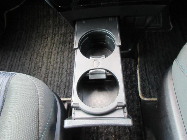 ヴォクシー ＺＳ　煌ＩＩ　後席フリップダウンモニター　両側パワースライドドア　クリアランスソナー　バックカメラ　純正ナビ　Ｂｌｕｅｔｏｏｔｈ　オートライト　オートハイビーム　ＬＥＤヘッドライト　フロントドライブレコーダー（32枚目）