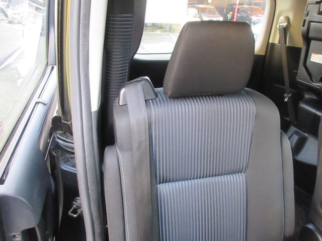 ヴォクシー ＺＳ　煌ＩＩ　後席フリップダウンモニター　両側パワースライドドア　クリアランスソナー　バックカメラ　純正ナビ　Ｂｌｕｅｔｏｏｔｈ　オートライト　オートハイビーム　ＬＥＤヘッドライト　フロントドライブレコーダー（42枚目）