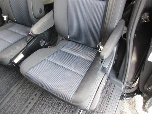 ヴォクシー ＺＳ　煌ＩＩ　後席フリップダウンモニター　両側パワースライドドア　クリアランスソナー　バックカメラ　純正ナビ　Ｂｌｕｅｔｏｏｔｈ　オートライト　オートハイビーム　ＬＥＤヘッドライト　フロントドライブレコーダー（49枚目）