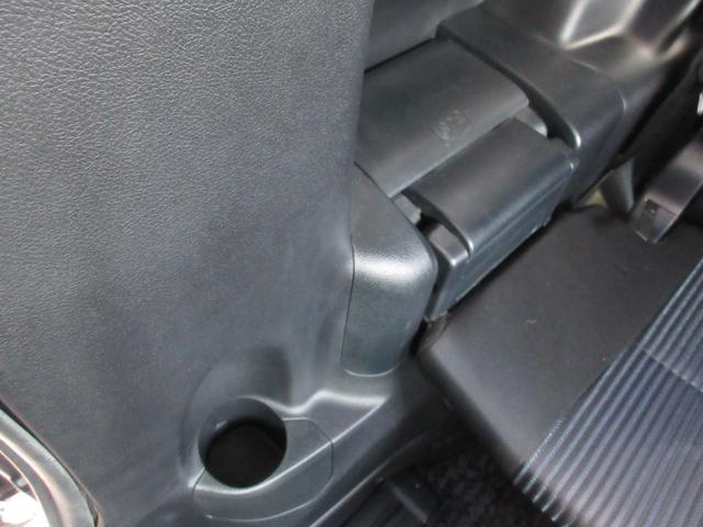 ヴォクシー ＺＳ　煌ＩＩ　後席フリップダウンモニター　両側パワースライドドア　クリアランスソナー　バックカメラ　純正ナビ　Ｂｌｕｅｔｏｏｔｈ　オートライト　オートハイビーム　ＬＥＤヘッドライト　フロントドライブレコーダー（53枚目）