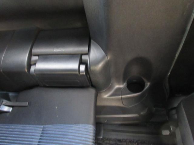 ヴォクシー ＺＳ　煌ＩＩ　後席フリップダウンモニター　両側パワースライドドア　クリアランスソナー　バックカメラ　純正ナビ　Ｂｌｕｅｔｏｏｔｈ　オートライト　オートハイビーム　ＬＥＤヘッドライト　フロントドライブレコーダー（56枚目）