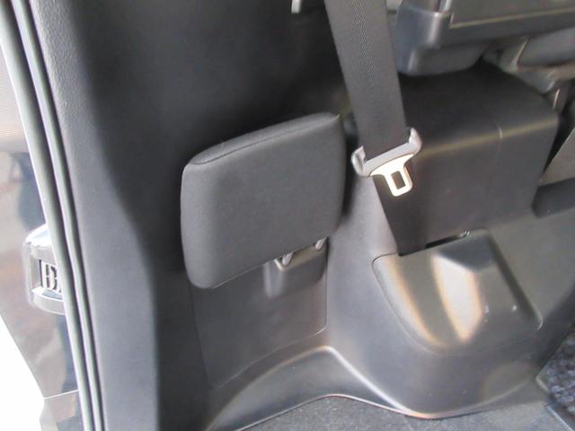 ヴォクシー ＺＳ　煌ＩＩ　後席フリップダウンモニター　両側パワースライドドア　クリアランスソナー　バックカメラ　純正ナビ　Ｂｌｕｅｔｏｏｔｈ　オートライト　オートハイビーム　ＬＥＤヘッドライト　フロントドライブレコーダー（61枚目）