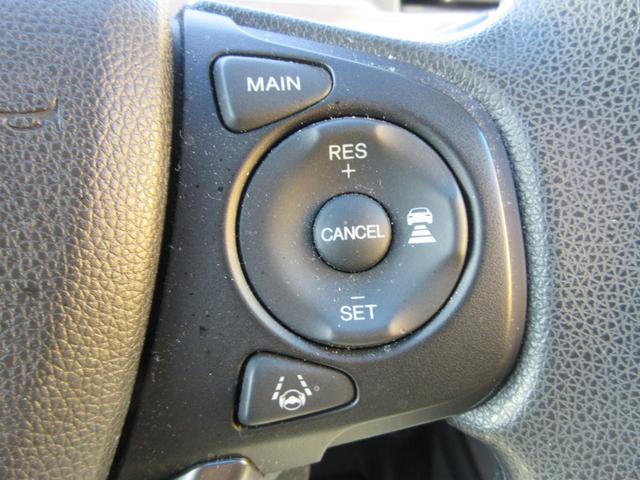 フリードハイブリッド ハイブリッド・Ｇホンダセンシング　ホンダセンシング　クリアランスソナー　レーダークルーズコントロール　両側パワースライドドア　純正ナビ　Ｂｌｕｅｔｏｏｔｈ　フルセグＴＶ　バックカメラ　シートヒーター　ＬＥＤヘッドライト　オートライト（7枚目）