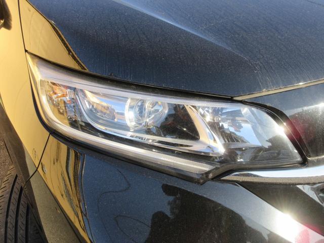 フリードハイブリッド ハイブリッド・Ｇホンダセンシング　ホンダセンシング　クリアランスソナー　レーダークルーズコントロール　両側パワースライドドア　純正ナビ　Ｂｌｕｅｔｏｏｔｈ　フルセグＴＶ　バックカメラ　シートヒーター　ＬＥＤヘッドライト　オートライト（13枚目）