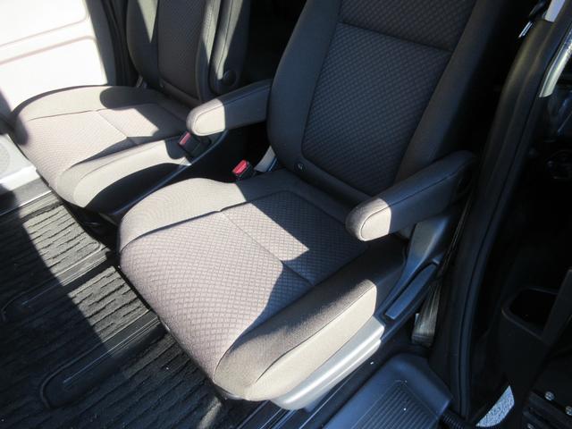 フリードハイブリッド ハイブリッド・Ｇホンダセンシング　ホンダセンシング　クリアランスソナー　レーダークルーズコントロール　両側パワースライドドア　純正ナビ　Ｂｌｕｅｔｏｏｔｈ　フルセグＴＶ　バックカメラ　シートヒーター　ＬＥＤヘッドライト　オートライト（50枚目）