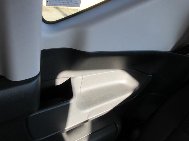 フリードハイブリッド ハイブリッド・Ｇホンダセンシング　ホンダセンシング　クリアランスソナー　レーダークルーズコントロール　両側パワースライドドア　純正ナビ　Ｂｌｕｅｔｏｏｔｈ　フルセグＴＶ　バックカメラ　シートヒーター　ＬＥＤヘッドライト　オートライト（54枚目）