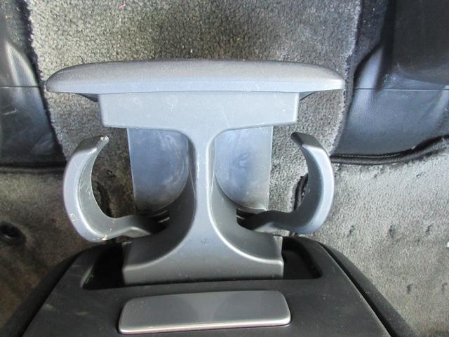 オデッセイハイブリッド ハイブリッドアブソルート・ホンダセンシングＥＸパック　後席フリップダウンモニター　ホンダセンシング　バックカメラ　レーダークルーズコントロール　両側パワースライドドア　純正ナビ　Ｂｌｕｅｔｏｏｔｈ　フルセグＴＶ　ＬＥＤヘッドライト　オートライト　ＥＴＣ（31枚目）