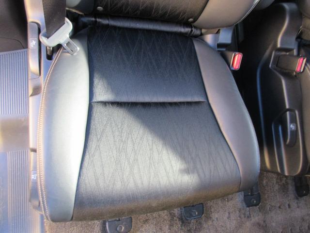 オデッセイハイブリッド ハイブリッドアブソルート・ホンダセンシングＥＸパック　後席フリップダウンモニター　ホンダセンシング　バックカメラ　レーダークルーズコントロール　両側パワースライドドア　純正ナビ　Ｂｌｕｅｔｏｏｔｈ　フルセグＴＶ　ＬＥＤヘッドライト　オートライト　ＥＴＣ（45枚目）