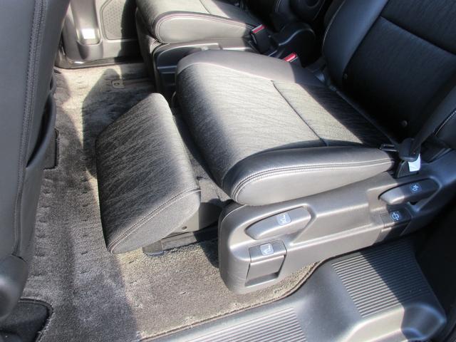 オデッセイハイブリッド ハイブリッドアブソルート・ホンダセンシングＥＸパック　後席フリップダウンモニター　ホンダセンシング　バックカメラ　レーダークルーズコントロール　両側パワースライドドア　純正ナビ　Ｂｌｕｅｔｏｏｔｈ　フルセグＴＶ　ＬＥＤヘッドライト　オートライト　ＥＴＣ（50枚目）