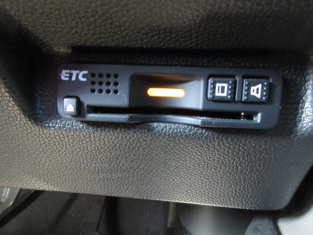 フリードハイブリッド ハイブリッド・ＥＸ　ホンダセンシング　レーダークルーズコントロール　両側パワースライドドア　純正ナビ　Ｂｌｕｅｔｏｏｔｈ　フルセグＴＶ　シートヒーター　ハーフレザーシート　フロントドライブレコーダー　ＬＥＤヘッドライト（11枚目）