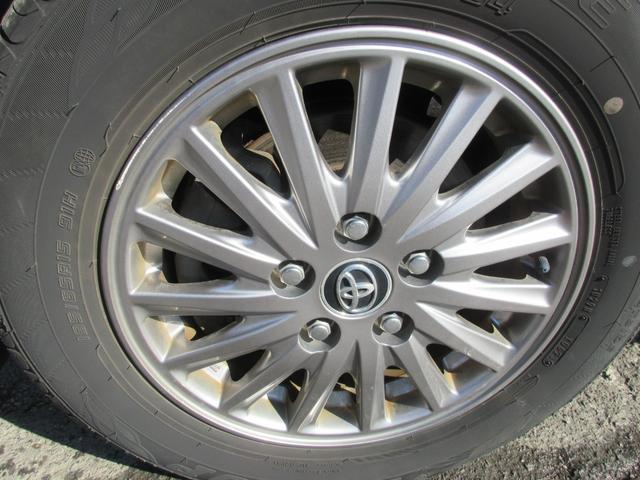 エスクァイア ハイブリッドＧｉ　ブラックテーラード　クルーズコントロール　両側パワースライドドア　トヨタセーフティーセンス　バックカメラ　純正ナビ　Ｂｌｕｅｔｏｏｔｈ　フルセグＴｖ　シートヒーター　レザーシート　ＬＥＤヘッドライト　オートライト　ＥＴＣ（15枚目）