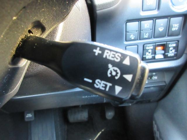 エスクァイア ハイブリッドＧｉ　ブラックテーラード　クルーズコントロール　両側パワースライドドア　トヨタセーフティーセンス　バックカメラ　純正ナビ　Ｂｌｕｅｔｏｏｔｈ　フルセグＴｖ　シートヒーター　レザーシート　ＬＥＤヘッドライト　オートライト　ＥＴＣ（26枚目）