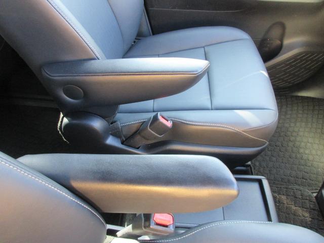 エスクァイア ハイブリッドＧｉ　ブラックテーラード　クルーズコントロール　両側パワースライドドア　トヨタセーフティーセンス　バックカメラ　純正ナビ　Ｂｌｕｅｔｏｏｔｈ　フルセグＴｖ　シートヒーター　レザーシート　ＬＥＤヘッドライト　オートライト　ＥＴＣ（37枚目）