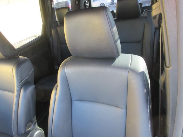 エスクァイア ハイブリッドＧｉ　ブラックテーラード　クルーズコントロール　両側パワースライドドア　トヨタセーフティーセンス　バックカメラ　純正ナビ　Ｂｌｕｅｔｏｏｔｈ　フルセグＴｖ　シートヒーター　レザーシート　ＬＥＤヘッドライト　オートライト　ＥＴＣ（39枚目）