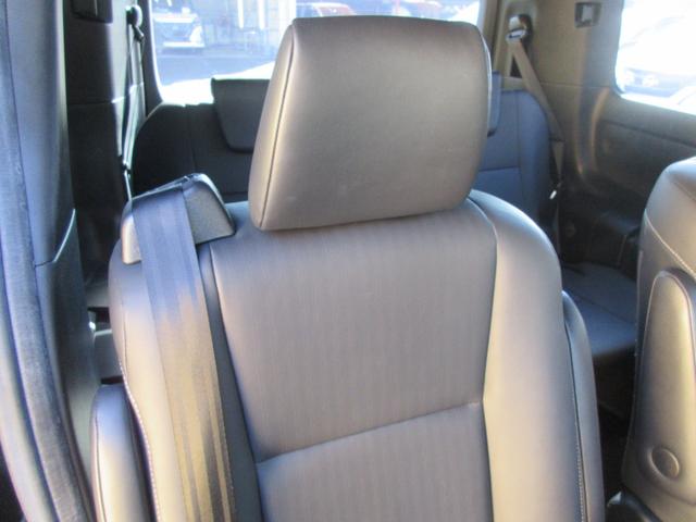 エスクァイア ハイブリッドＧｉ　ブラックテーラード　クルーズコントロール　両側パワースライドドア　トヨタセーフティーセンス　バックカメラ　純正ナビ　Ｂｌｕｅｔｏｏｔｈ　フルセグＴｖ　シートヒーター　レザーシート　ＬＥＤヘッドライト　オートライト　ＥＴＣ（42枚目）